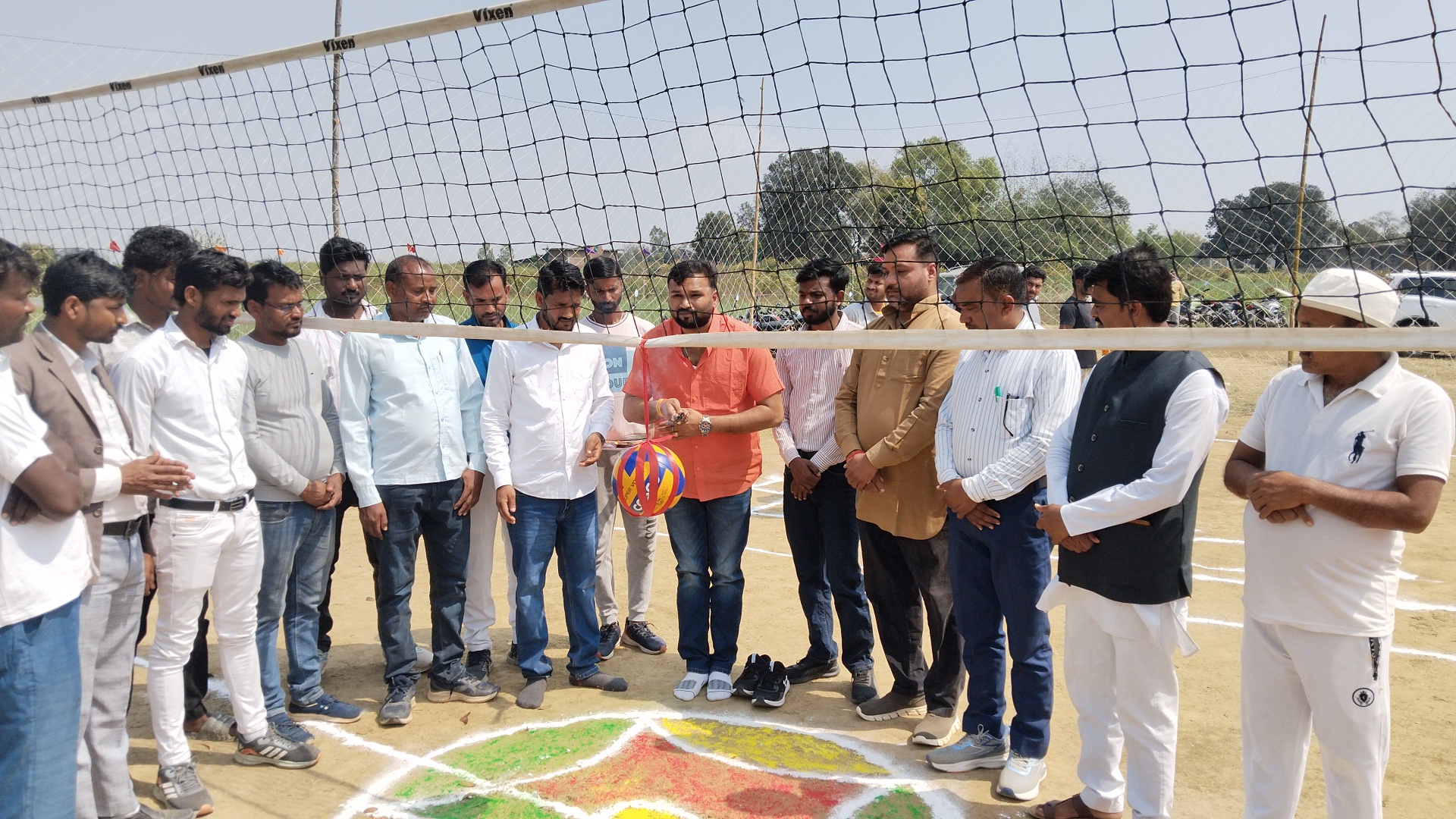 नवयुवक सपोर्टिंग क्लब तिलया द्वारा विशाल वॉलीबॉल प्रतियोगिता का भव्य आयोजन